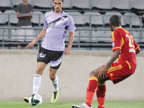 «L'équipe nationale, c'est mon objectif et mon rêve»                                    Ali Yahia Cherif. Attaquant du FC Istres