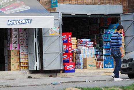 Plus de 200 commerçants sans registre du commerce                                    La délocalisation du marché de Semar réclamée par l'UGCAA