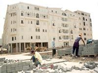 ORAN                                    Les man'uvres se font rares !