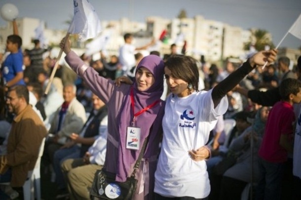 26 décembre 91 ' 23 octobre 2011 : Le processus électoral algérien interrompu, a repris, sans drame, en Tunisie