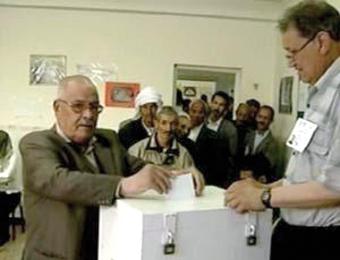 الأحزاب تفشل في إقناع الناخب والأفلان يكتسح ولاية المدية                                    عرفت حياد الإدارة وإجماع المراقبين على نزاهة الاقتراع