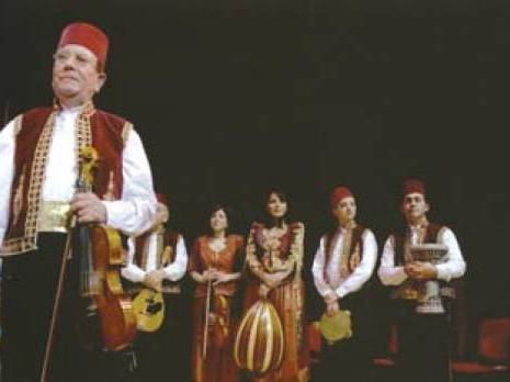 Une nouba mezmoum pour rappeler l'héritage d'Alger                                    Cinquième festival national de musique andalouse Sanaâ