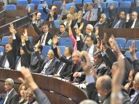 Le projet de loi organique relatif à l'élargissement de la représentation de la femme dans les assemblées élues adopté par l'APN