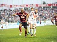 Lutte à distance entre les coleaders                                    L'USMA face au test du CSC et le CRB à l'épreuve de l'ESS