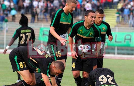 USMA-CSC : Bouarrata fera avec les moyens du bord