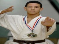 Karaté : Amar Guerni, un jeune champion aux dents longues