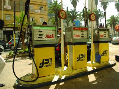 Les stations-service risquent la fermeture d'ici à janvier 2012                                    En l'absence de l'application du décret exécutif relatif à la marge rémunératrice