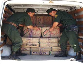 ضبط كميات من الممنوعات كانت موجهة للتسويق                                    مصالح أمن ميلة أوقفت العصابة