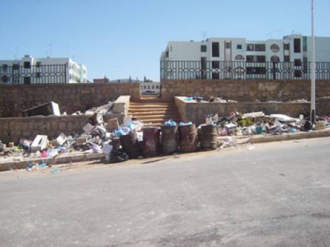 Haï Nassim dans les détritus                                    Tlemcen : les autres articles