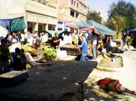 La pagaille de l'informel                                    Dans l'attente de la réalisation de 3 marchés