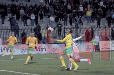 م. وهران -1 ش. الساورة 0 : صانداوڤو يعيد الابتسامة للحمراوة والساورة تعود خائبة من زبانة