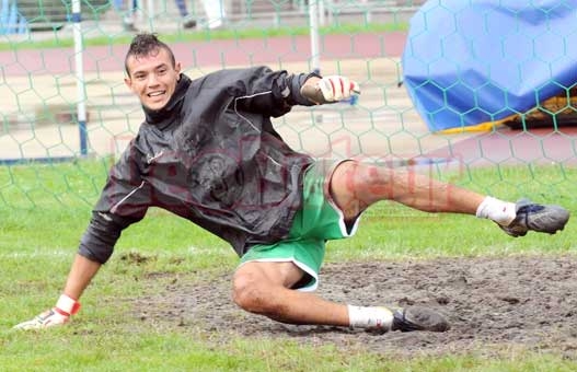 MCA : Ghrib veut recruter Slimani pour pousser Azzedine vers la porte de sortie