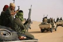 Le Niger en guerre contre des terroristes bourrés d'armes et le Mali à la chasse aux armes de l'ancien régime Libyen                                    Les pays du Sahel examinent la situation sécuritaire avec Washington