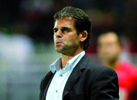 Didier Ollé-Nicolle s'engage pour deux ans avec le club algérois                                    USM Alger