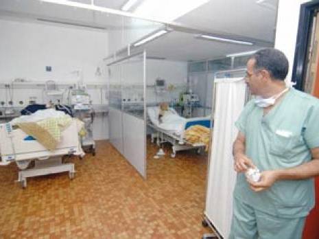 Le professeur Chaoui appelle à un débat national                                    Evaluation du système de santé publique