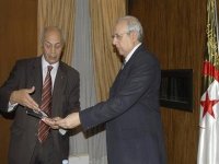 Le rapport final sur la hausse des prix de produits alimentaires remis au président de l'APN