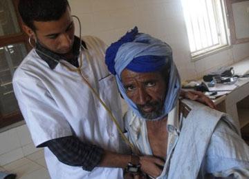 النقابات بأدرار تستنكر الممارسات اللامسؤولة لإدارة الصحة                                    طالبوا بالتعجيل في صرف مستحقاتهم العالقة