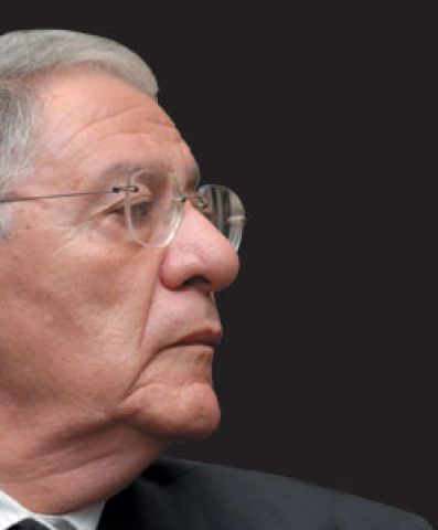 Zahia Benarous demande à Ould Abbès de remettre sa démission                                    Suite à la « gestion désastreuse » du dossier de médicaments