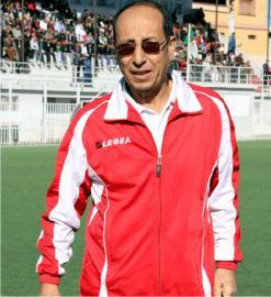 محمد تبيب: “نقص الثقة مازال يراودنا وننتظر الميركاتو لتدعيم الفريق