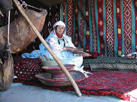 Nécessaire soutien pour la commercialisation des produits                                    LAGHOUAT, Salon de l'artisanat de Gueltat Sidi Sâad