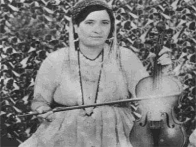 Cheikha Tetma et Abdelkrim Dali revisités par la nouvelle génération                                    Clôture de l'exposition «Nouba : hommages aux maîtres» à Tlemcen