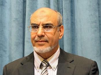 Hamadi Jebali veut séduire les investisseurs algériens                                    SON PAYS FAIT FACE À DES DIFFICULTES ECONOMIQUES