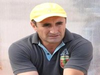 Djamel Menad envisage de reprendre le service 