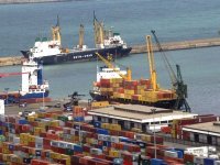L'excédent commercial de l'Algérie poursuit sa tendance haussière les dix premiers mois 2011