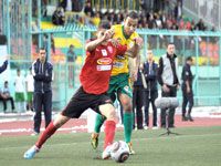 Après avoir été victime de l'arbitrage partial de M. Houasnia                                    La grosse frustration de la JSK