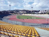 Pelouse du stade Hamlaoui de Constantine                                    Quand les normes sont respectées '
