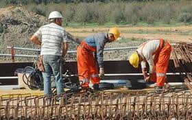 « Importation » de 2000 ouvriers indiens pour la construction du complexe de la Nomenklatura à Moretti !!