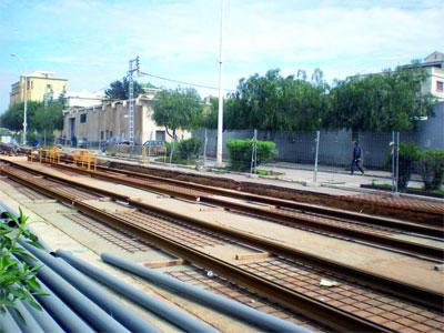 Le tramway, un chantier et une 'uvre aux facettes disparates                                    Sa livraison renvoyée jusqu'à la fin 2012