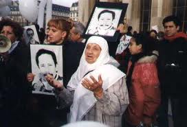 URGENT : Une responsable de l'association des familles de disparus de Constantine refoulée de l'aéroport d'Alger