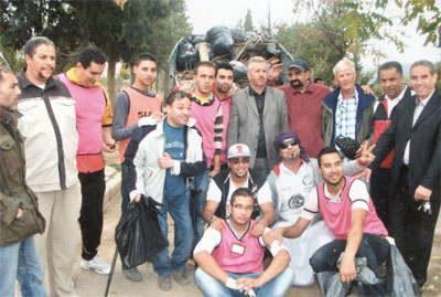 «Graine d'espoir» rend au cimetière sa propreté