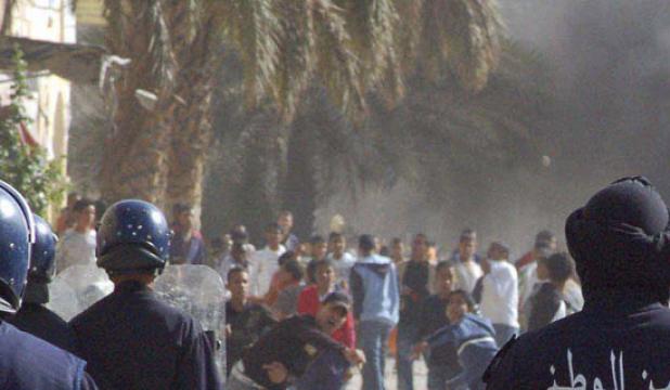 المقصون من السكن الاجتماعي ينتفضون في ميلة وسكيكدة                                    طالبوا بإلغاء قوائم المستفيدين وإعادة دراسة الملفات