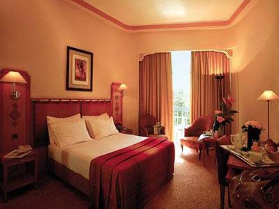 Brèves... Brèves... Brèves...