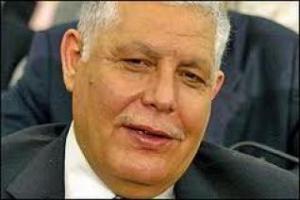 وزير التعليم العالي يعلن عن تدعيم المركز الجامعي بتمنراست بثلاثة معاهد جديدة                                    في اطار تطوير شبكة الهياكل البيداغوجية للقطاع