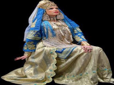 Un art ancestral reconnu et d'autres en attente                                    Le costume nuptial, Tlemcénien, classé patrimoine de l'humanité