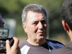 لومير حضر خطة جديدة لمفاجأة الكواسر في عقر دارهم                                    شباب قسنطينة يواجه الحراش بنية تأكيد فوز الكاب