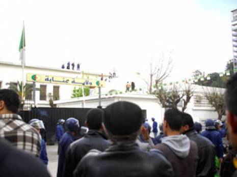 Où sont passés les élus '                                    Le front social en ébullition