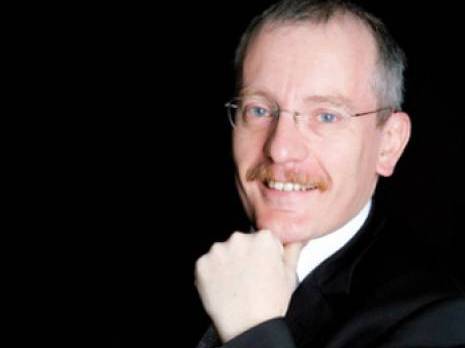 «Réduire l'importation de services passe par l'émergence d'un équivalent localement»                                    Philippe Ausseur. Associé du cabinet Ernst and Young Advisory