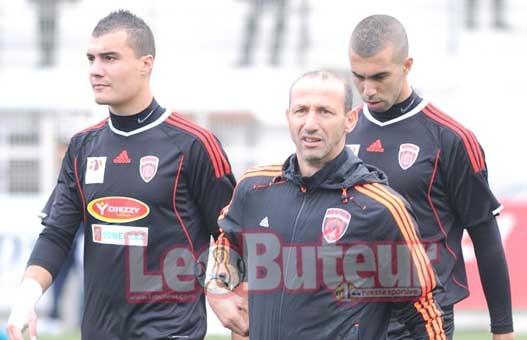 USMA : Dziri : «Nous allons mettre à l'essai les deux étrangers»