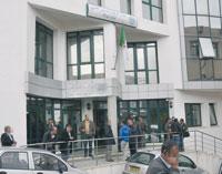 Des dizaines d'entreprises en faillite, des milliers d'emplois perdus'                                    «Tchipaza», le tombeau des entrepreneurs