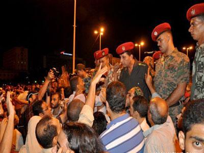 L'armée égyptienne appelle au calme Alors que le blocage politique persiste