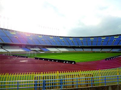 Faut-il détruire le mythique stade 5-Juillet ' Quel est l'état des lieux des infrastructures sportives en Algérie '