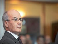 LE MINISTRE DE L'ENERGIE ET DES MINES L'A ANNONCE HIER À DOHA                                    'L'Algérie va revoir la loi sur les hydrocarbures'