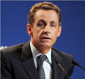 Zone euro: Standard & Poor's souffle sur les braises                                    AVANT UN SOMMET CRUCIAL DE L'UE À BRUXELLES