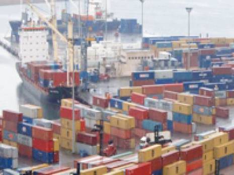 La main de la mafia                                    Incendie du dépôt de marchandises et destruction des archives du contentieux au port d'Alger