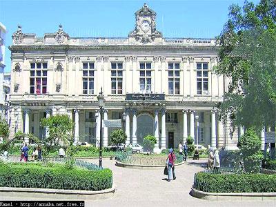 Merabet comme une lettre à la poste                                    Installation du président d'APC d'Annaba