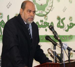 Soltani veut leur adoption par référendum populaire                                    Réformes politique engagées par le président Bouteflika